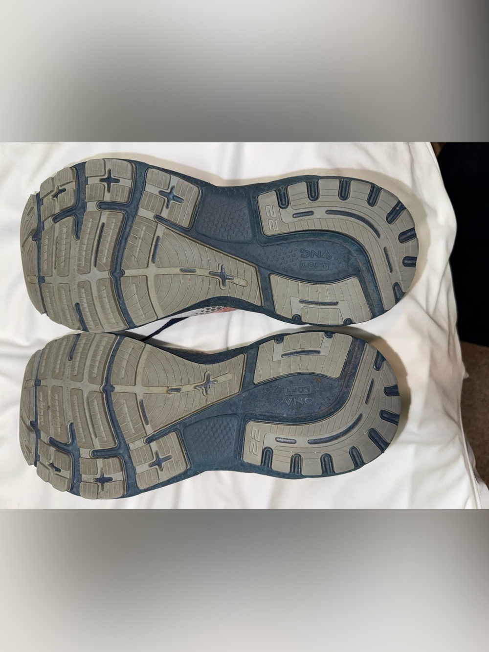 Brooks Running Shoe Outsoles in Gray and Navy